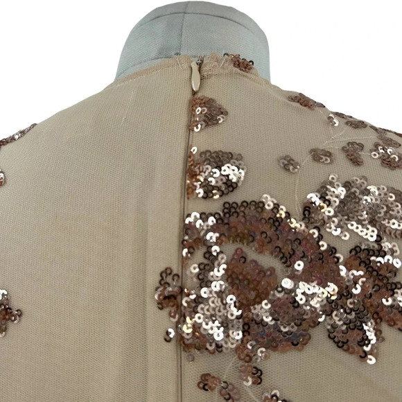 Superdown Jessa Deep V Mini Dress in Rose Gold / Beige Size Small‎ - Picture 7 of 11